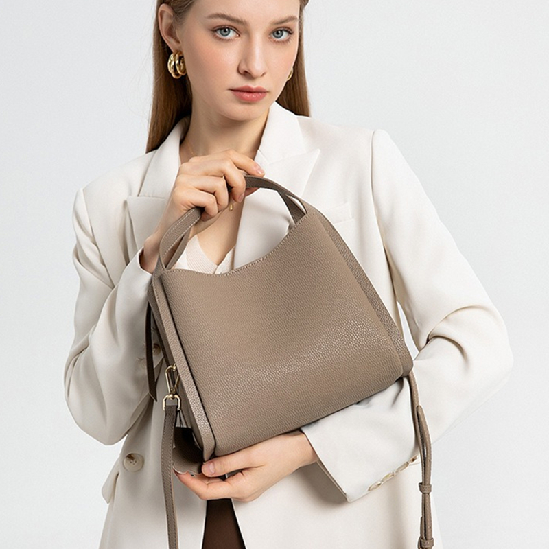 Structured Handbag Top Handle - BURMINSA Hakiki Çakıllı Deri Kova Çanta