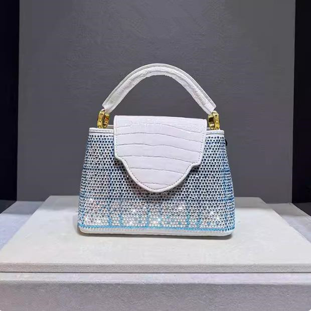 Avrupa ve Amerikan Lüks Elmas  - Luxury Bags Entry incelemesi ve fiyatı