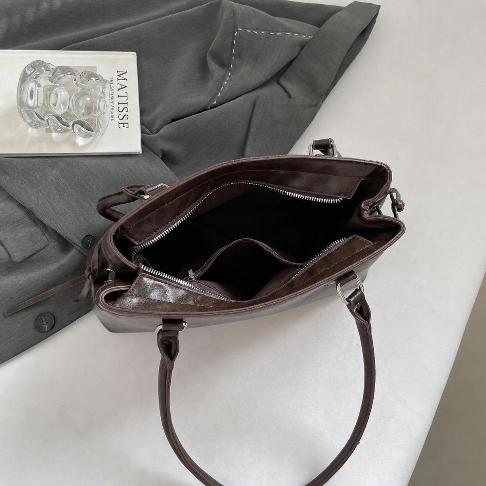 Yeni Yapılandırılmış Şekilli K - Structured Handbag Top Handle incelemesi ve fiyatı