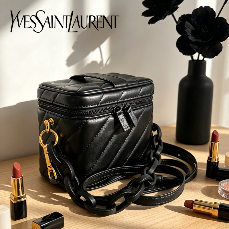 Yves Saint Laurent'ın Çantası  - Luxury Beach Bags Ysl incelemesi ve fiyatı