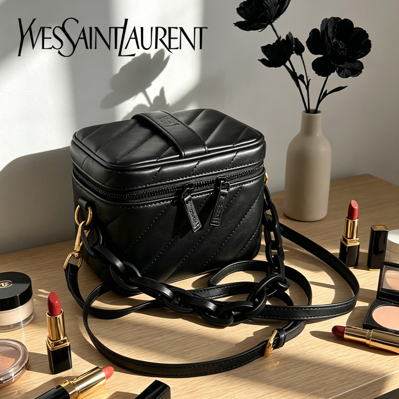 Yves Saint Laurent'ın Çantası  - Luxury Beach Bags Ysl incelemesi ve fiyatı