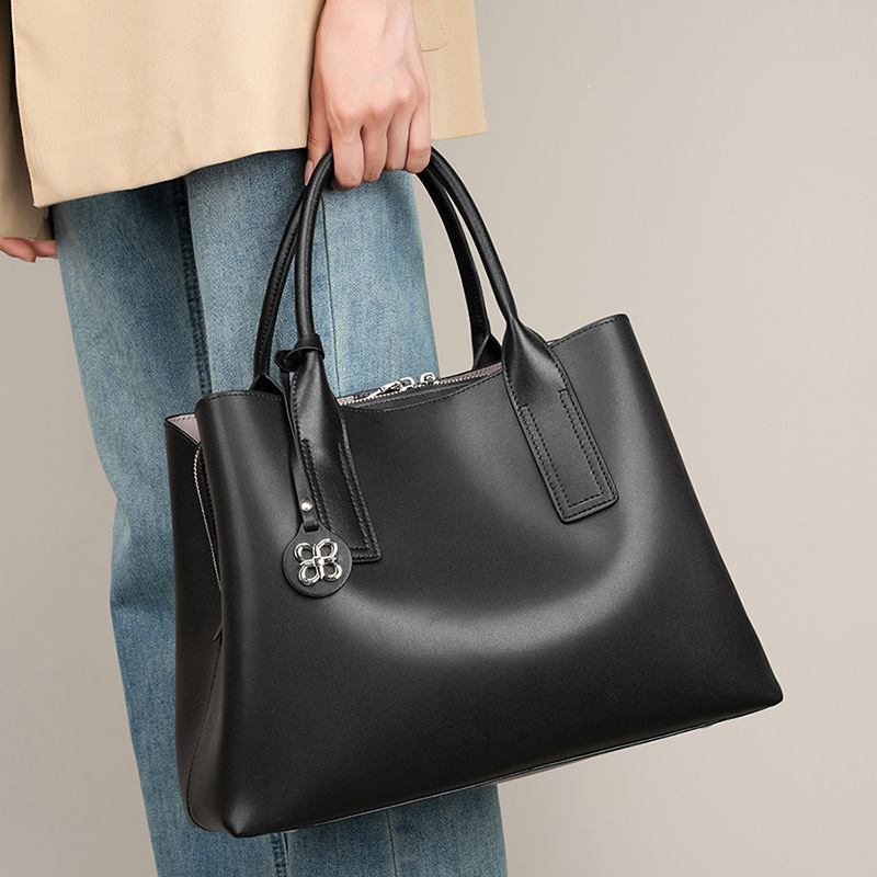 Kadınlar İçin Siyah Hakiki Der - Structured Handbag Top Handle incelemesi ve fiyatı