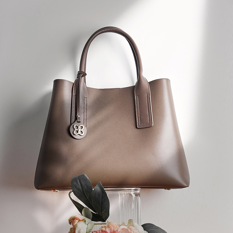 Kadınlar İçin Siyah Hakiki Der - Structured Handbag Top Handle incelemesi ve fiyatı
